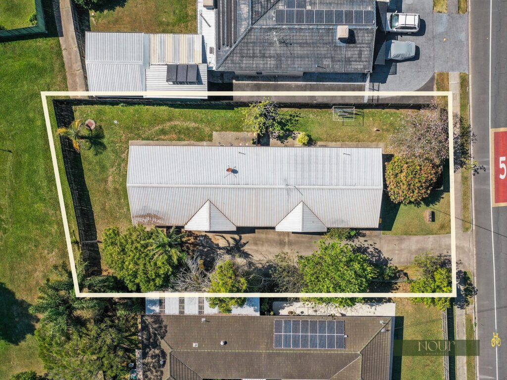 Duplex/semi-detached